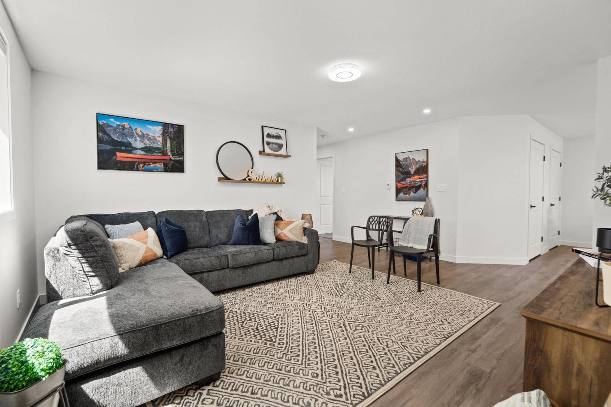 Livingston Way I Sleep 6 I Netflix I Kitchen I Tv Villa Pincher Creek Buitenkant foto