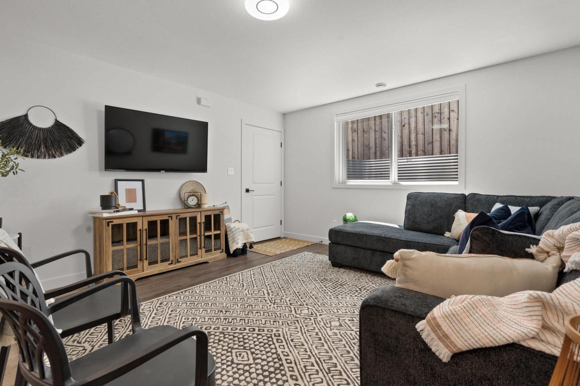 Livingston Way I Sleep 6 I Netflix I Kitchen I Tv Villa Pincher Creek Buitenkant foto